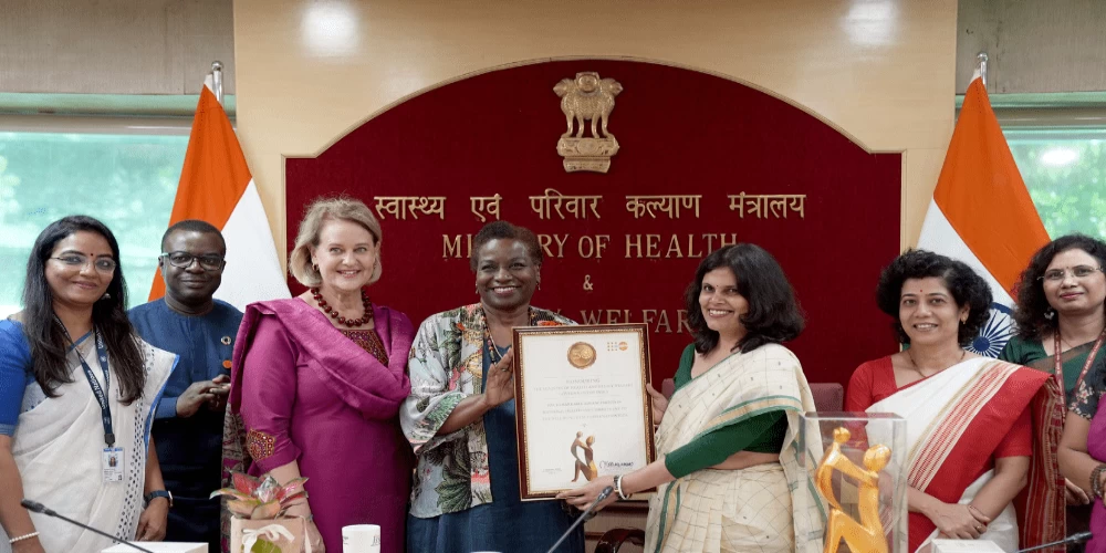 UNFPA honours India’s leadership in maternal health and family planning UNFPA honours India’s leadership in maternal health and family planning